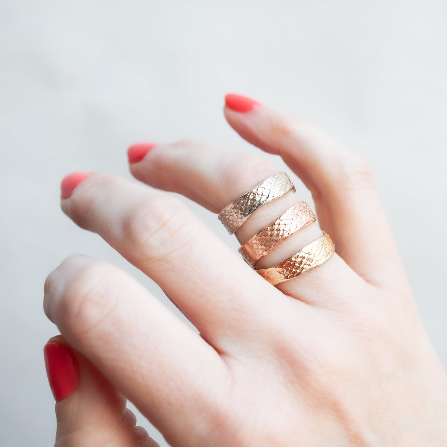 White Gold Snakeskin Band