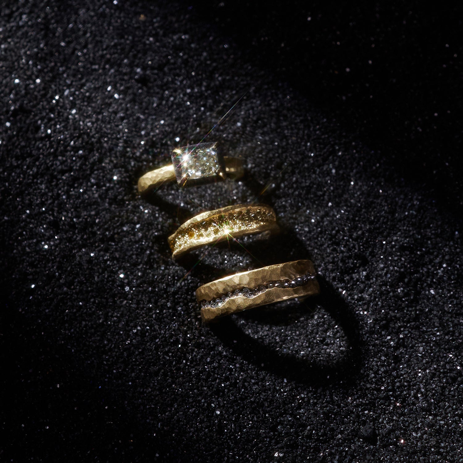 Diamond Valley Gold Fissure Ring