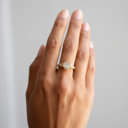 Armach Lemon Three Stone Diamond Organic Ring