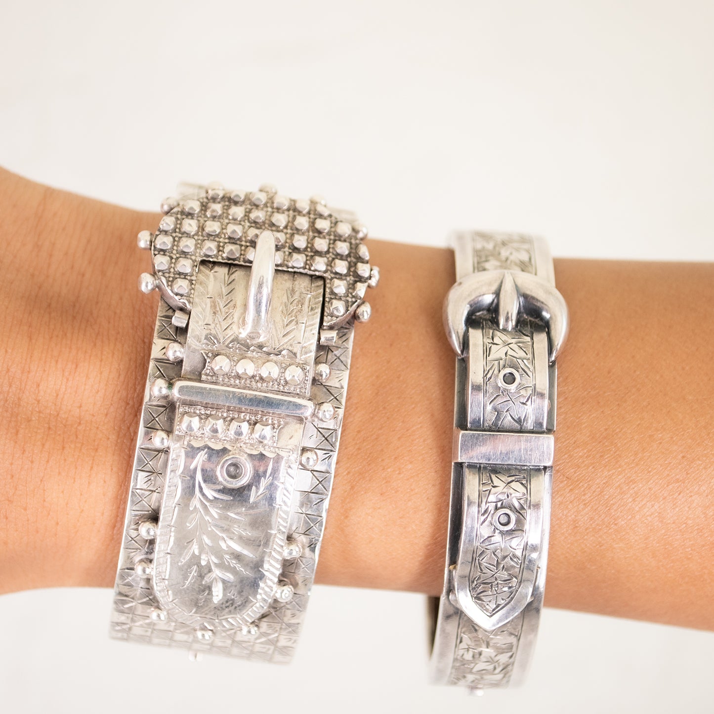 Wide Silver Belt Buckle Bangle