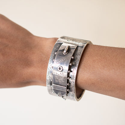 Silver Dot Buckle Bangle