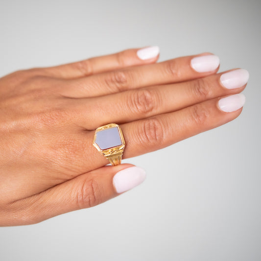 Agate Shield Signet Ring