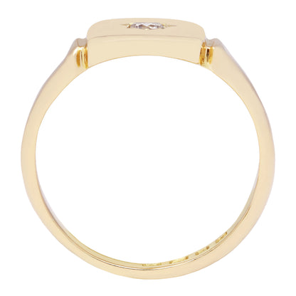 Antique - Gold ring with a diamond on a white background