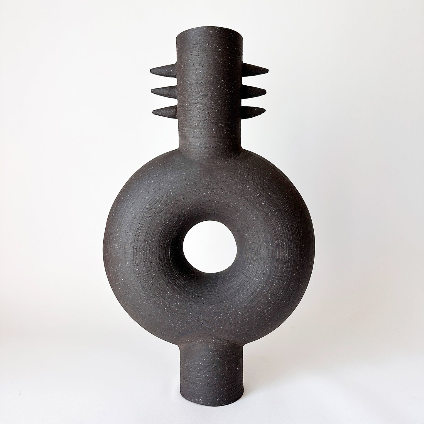 Theia Vessel with Spikes