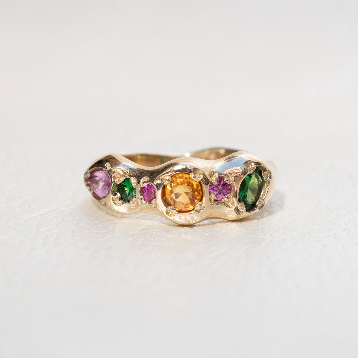 Tropical Pointer Ring