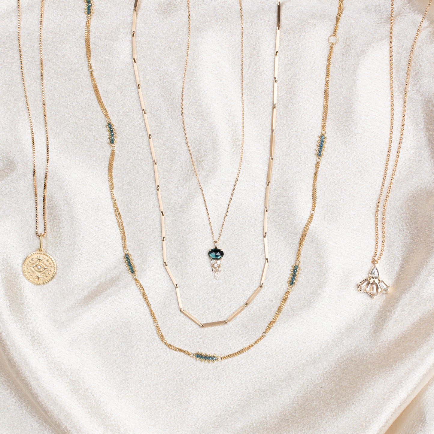 Light Bar Chain Necklace