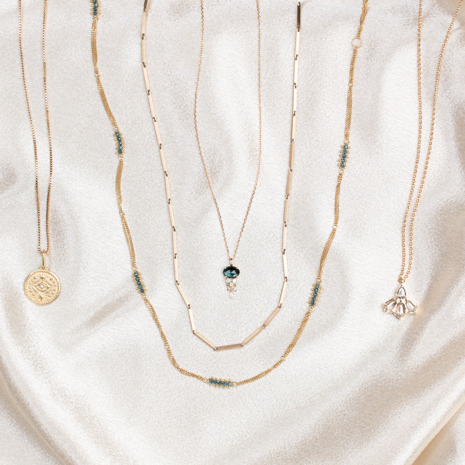 Light Bar Chain Necklace