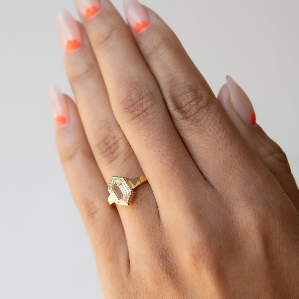 Keystone Diamond Ring