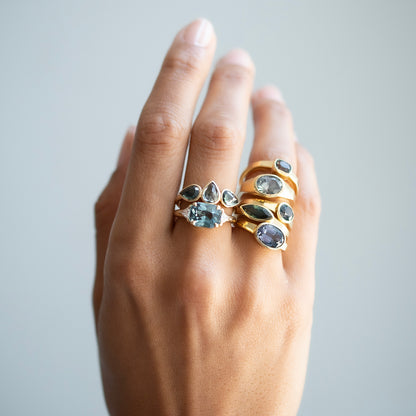 Bicolor Green Sapphire Bloom Ring
