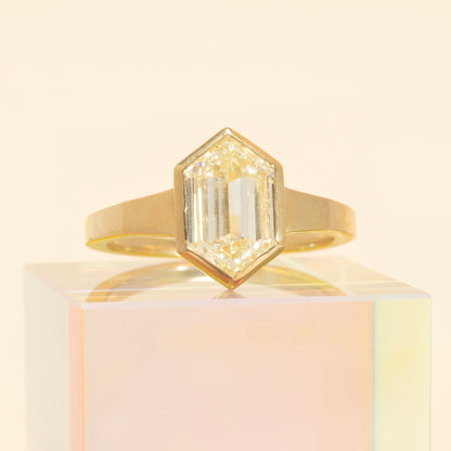 Keystone Diamond Ring