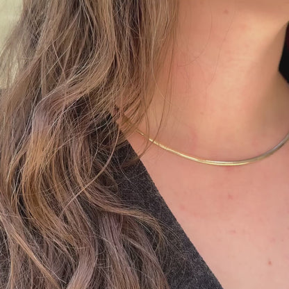 Elia Omega Dome Necklace