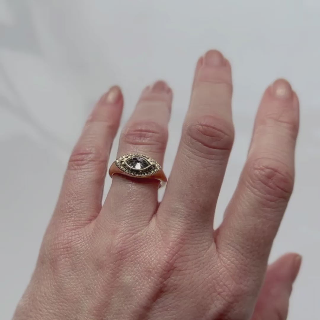 Deco Eye Diamond Signet IX