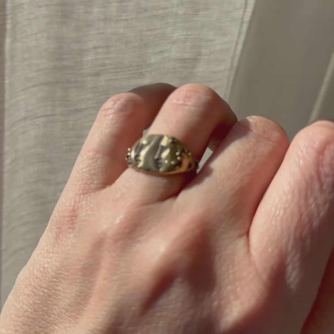 Memories Discovery Ring