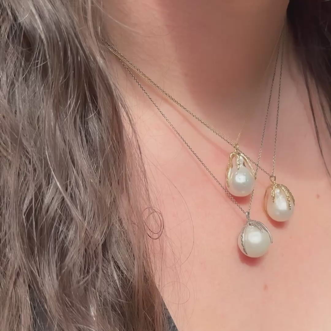 White South Sea Pearl Necklaces by Lauren Wolf Jewelery | ESQUELETO