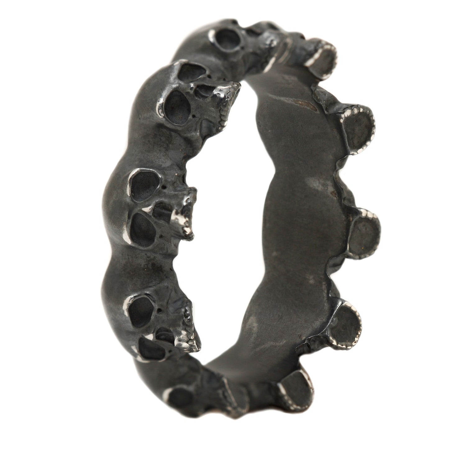 Oxidized Skull Eternity Ring