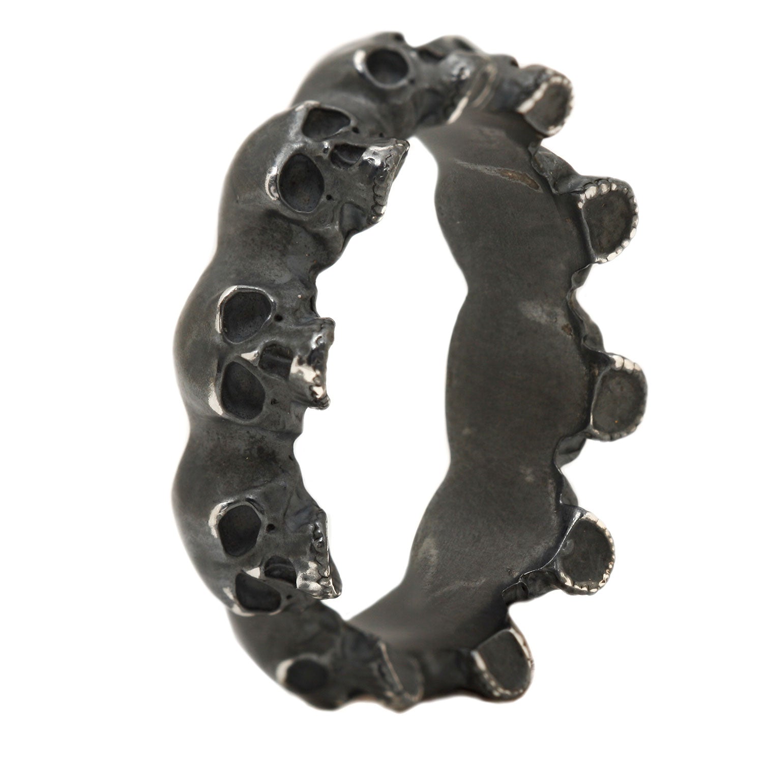 Oxidized Skull Eternity Ring