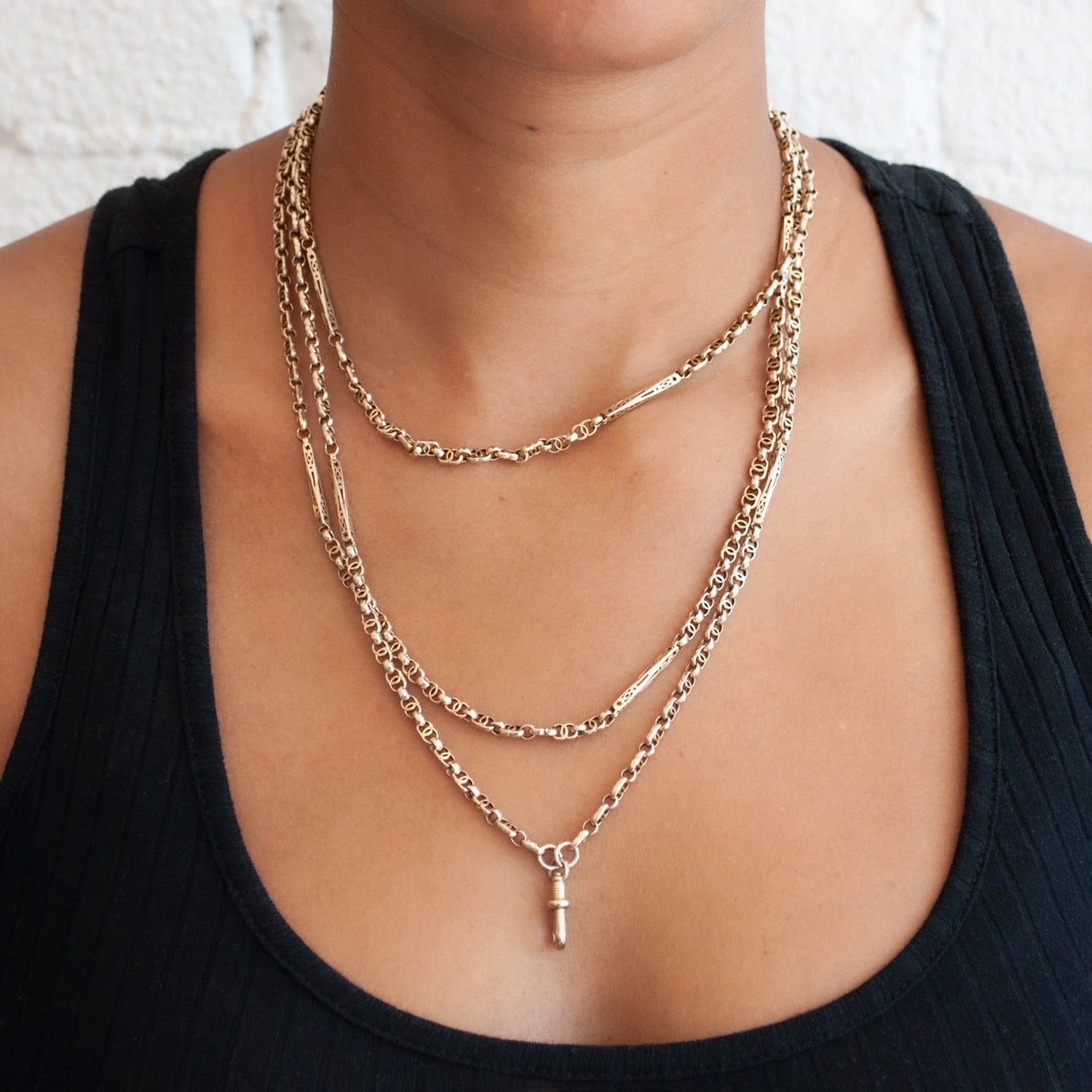 Pierced Bar Long Guard Chain