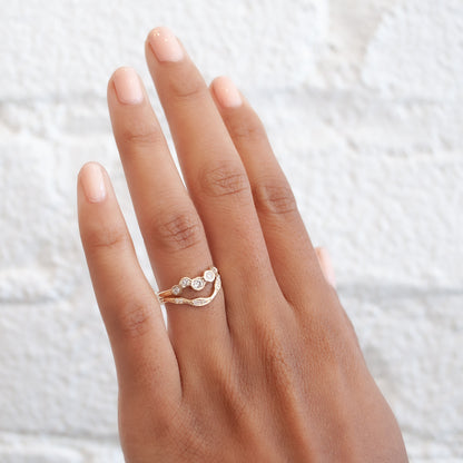 Effervescence Diamond Ring