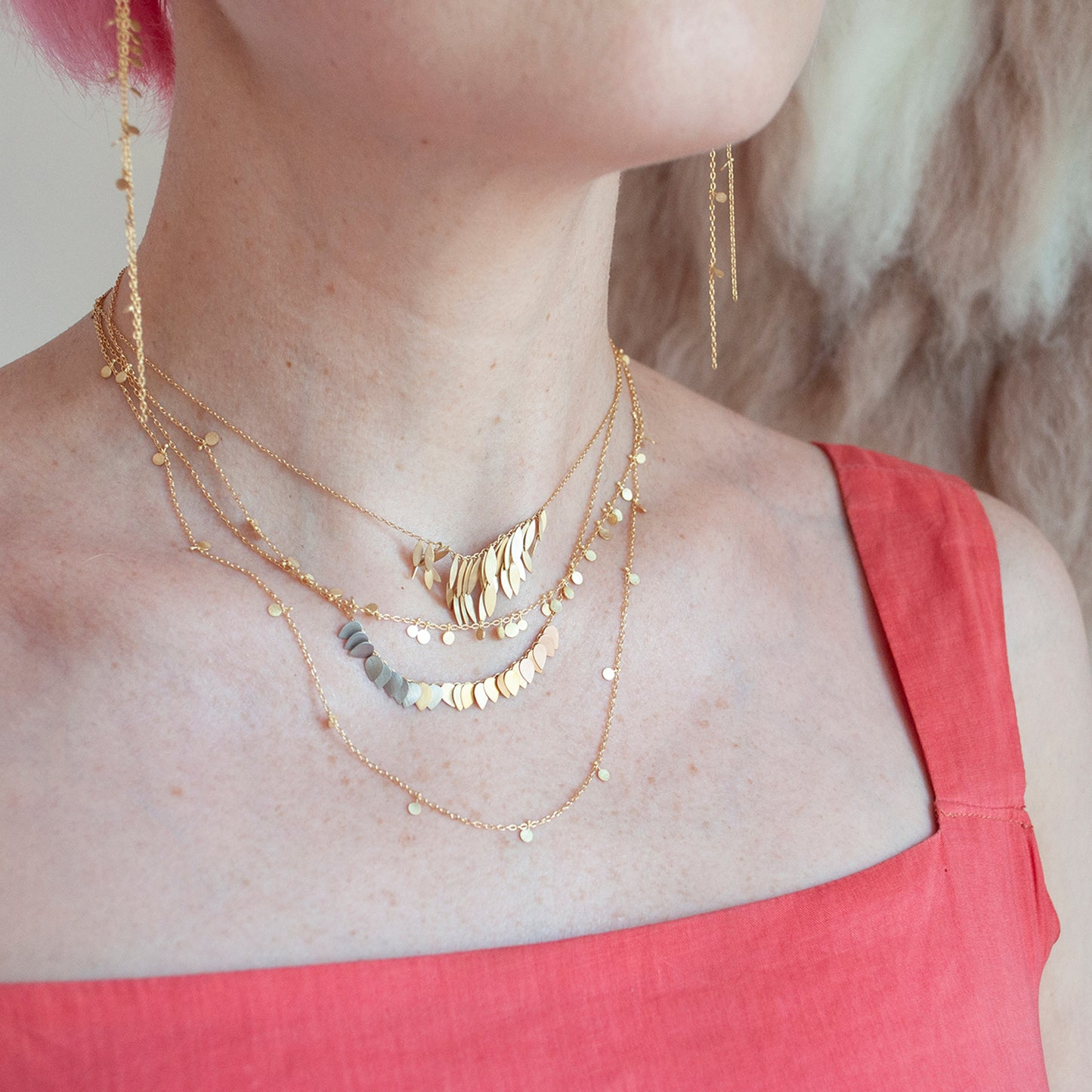 Random Gold Dots Necklace